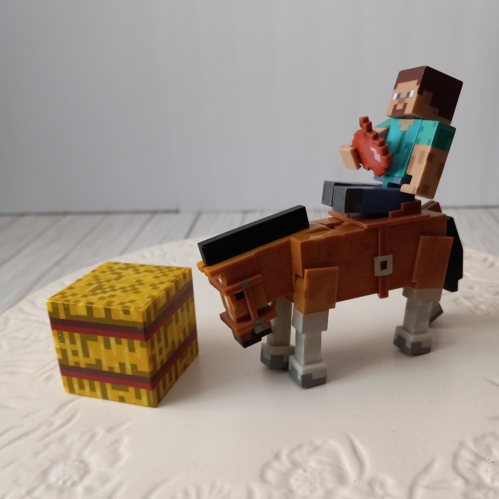 Jazwares Mojang 2014 Minecraft Steve with Brown Horse Figures